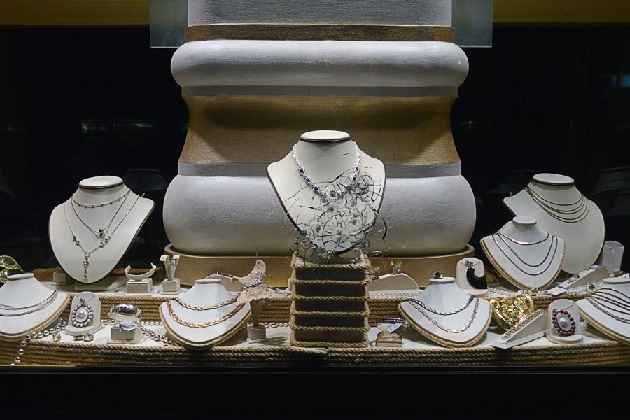 Vitrine de bijouterie sécurisée
